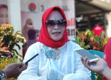 Nirna Lachmuddin Saat Diwawancarai Awak Media (Foto: IST)